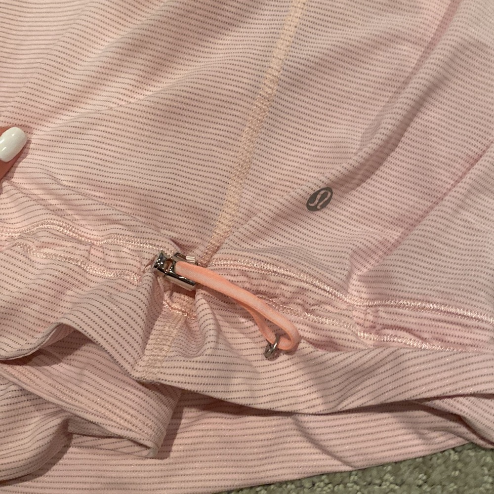 LULULEMON RESTLESS TANK IN PINK CAMO - Picture 3 of 4
